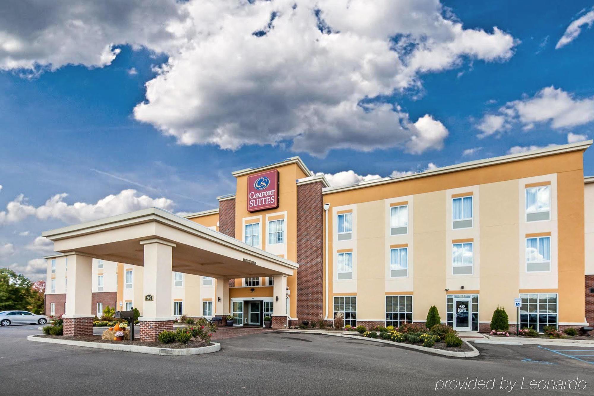 Comfort Suites Marietta-Parkersburg Buitenkant foto